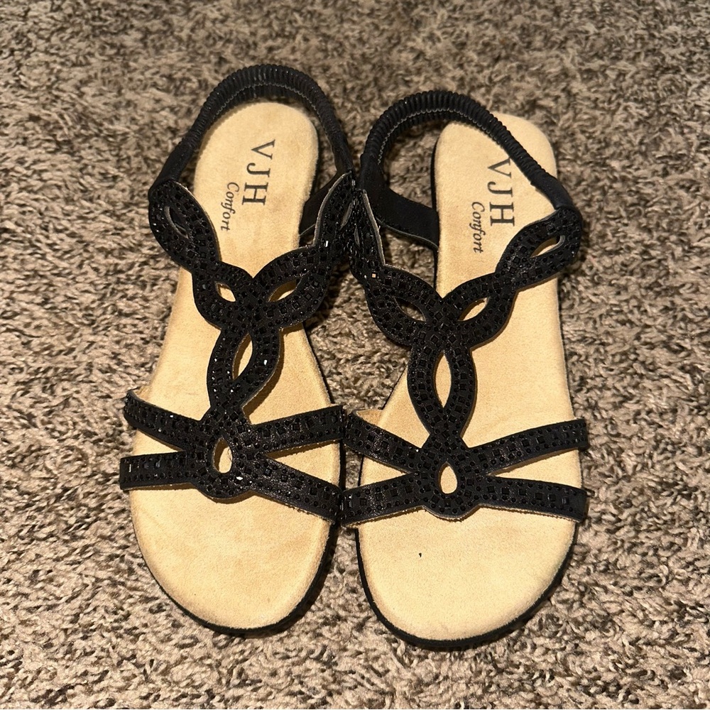 NWOT VJH Confort Black Women's Sandals